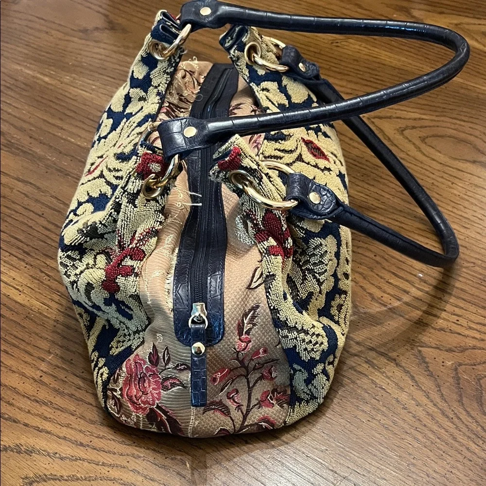 Clever Carriage Company‎ Doctor Bag